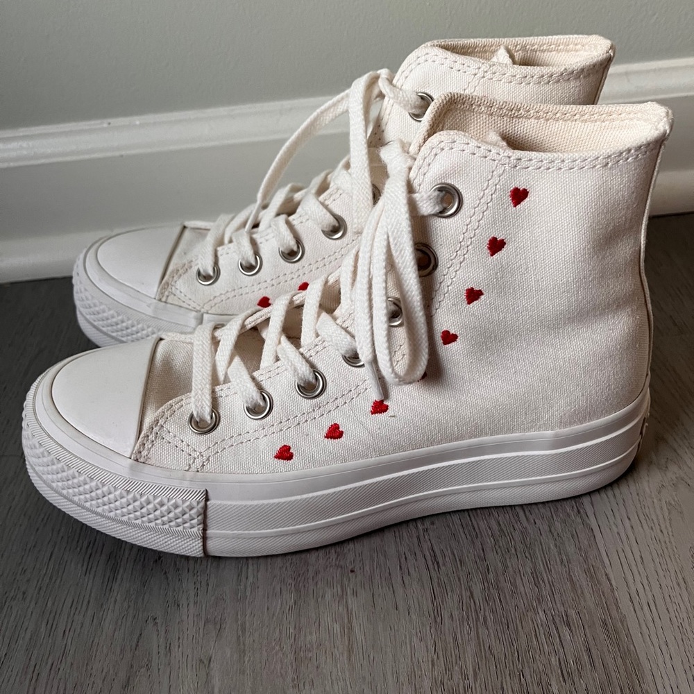 Converse Hightop Valentine’s Day